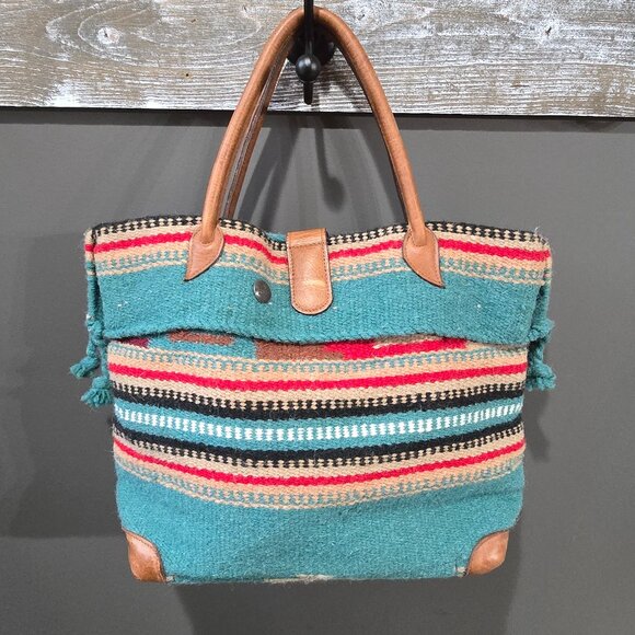 Sisters Stacy & Laurie McFadin Sisters Navajo Blanket Inspired Large Wool Tote - Picture 4 of 10